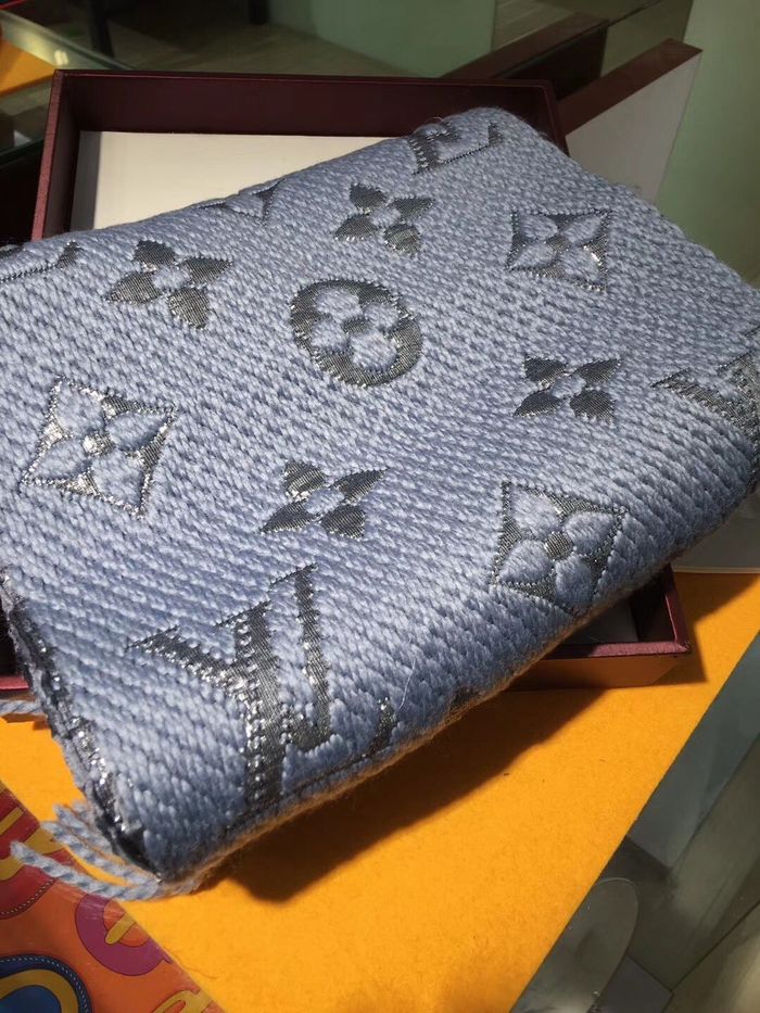 Louis Vuitton Scarf LV00023